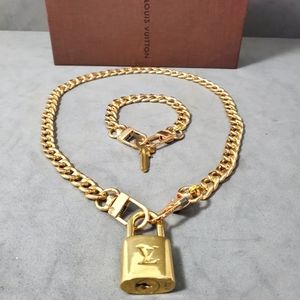 #325 Authentic LOUIS VUITTON Lock Key Set Padlock Brass Bracelet Chain Necklace
